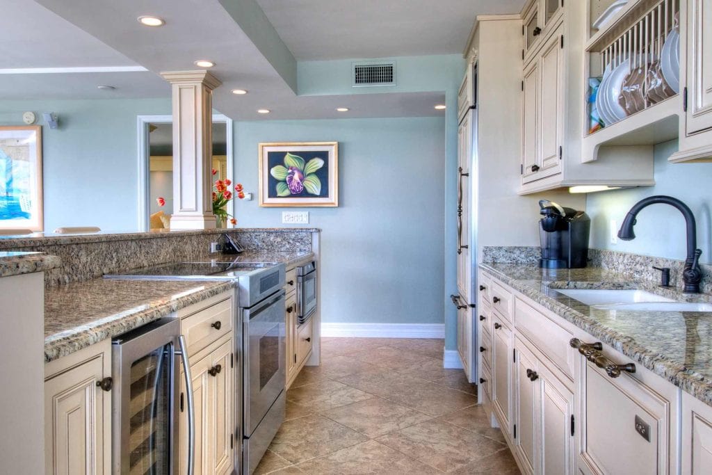 Kitchen - Terrace East Condominiums, Siesta Key. © 2011, Metro Cabinet Company