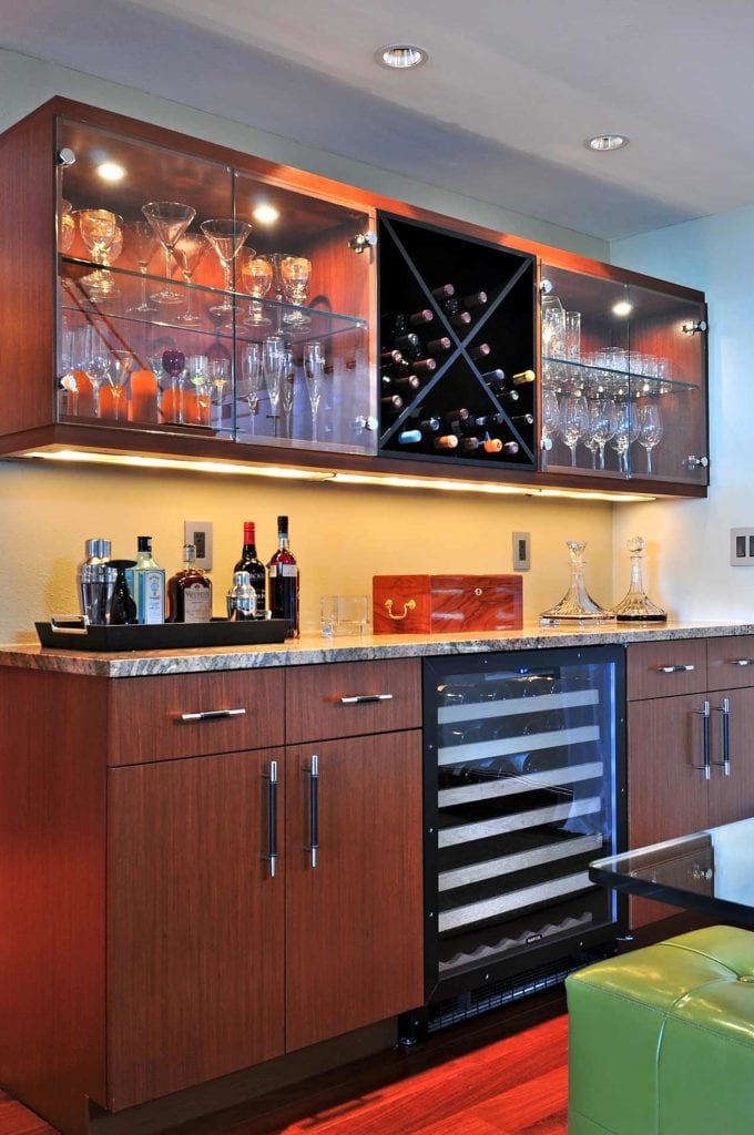 Kitchen - Bay Plaza condominium, Sarasota. © 2009, Metro Cabinet Company