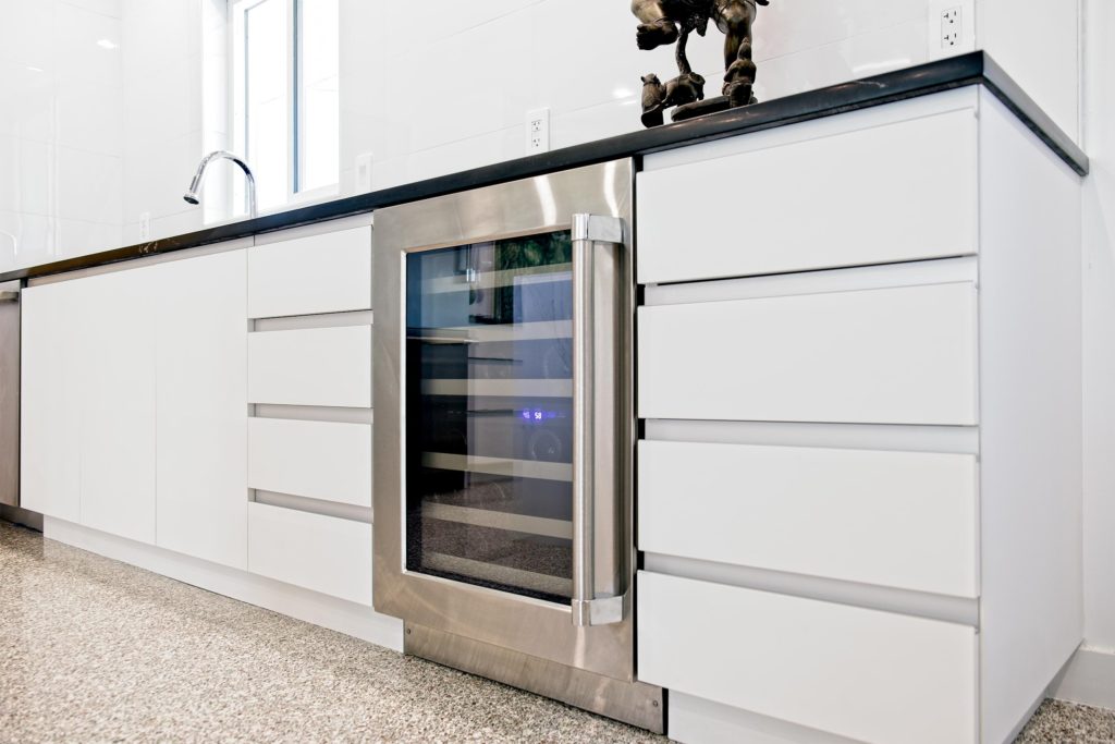 Alpine Avenue, New kitchen