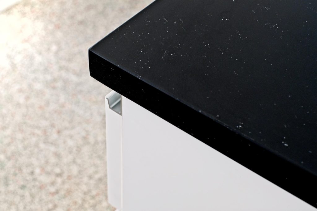 Alpine Avenue, New kitchen