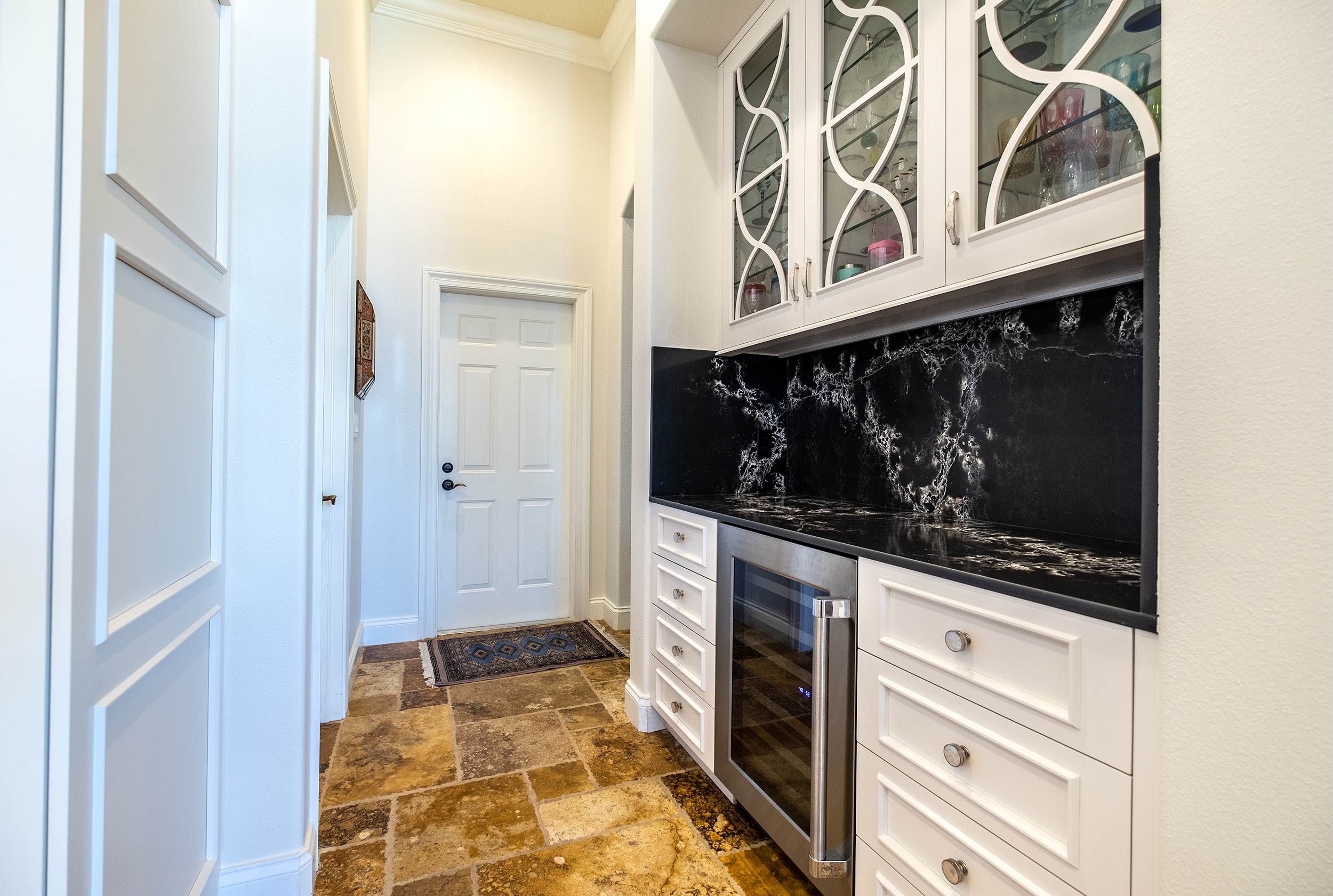 Bathroom remodel - 400 N Washington. Lido Key ©2018, Metro Cabinet Company