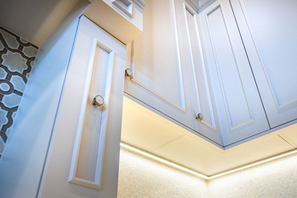 Bathroom remodel - 400 N Washington. Lido Key ©2018, Metro Cabinet Company