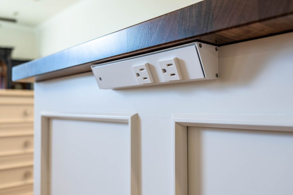Bathroom remodel - 400 N Washington. Lido Key ©2018, Metro Cabinet Company