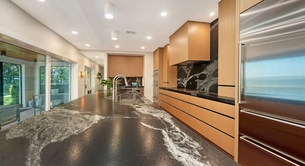 Bradenton Kitchen — Metro Cabinet Company